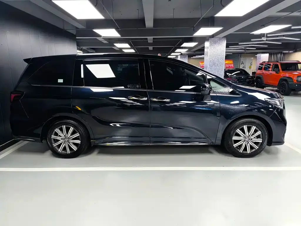 Honda Odyssey — фото 10