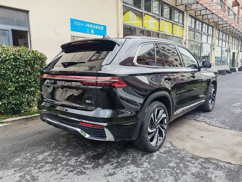Geely Xingyue L — фото 6