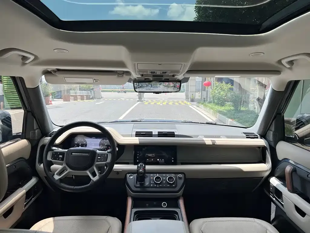 Land Rover Defender — фото 6