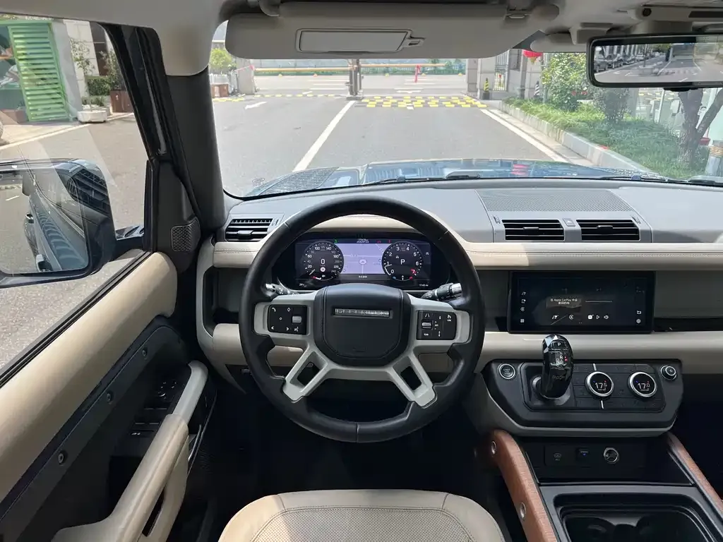 Land Rover Defender — фото 4