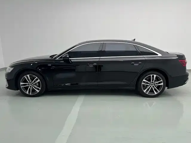 Audi A6L — фото 4