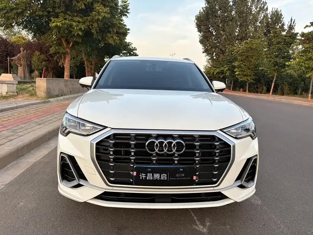 Audi Q3 — фото 9