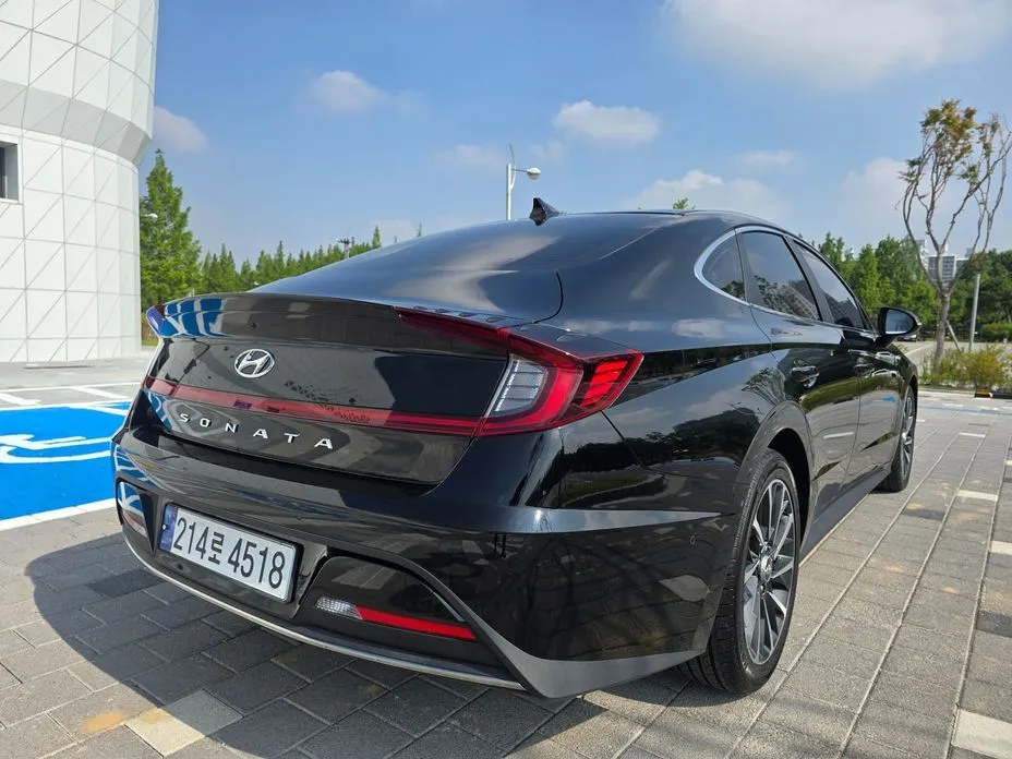 Hyundai Sonata 2023 из KR, фото 2