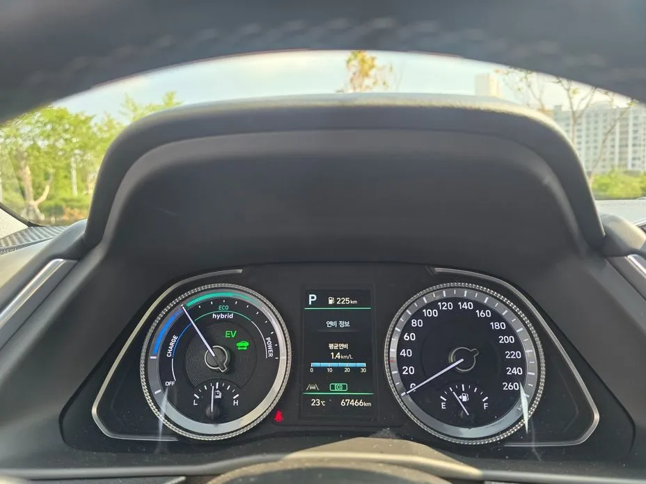 Hyundai Sonata 2023 из KR, фото 3