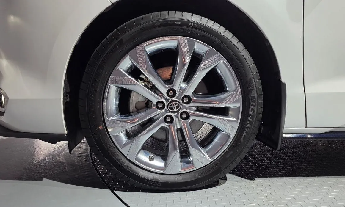 Toyota Sienna 2023 из KR, фото 8