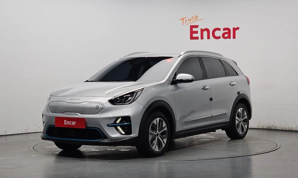 Kia Niro — фото 1