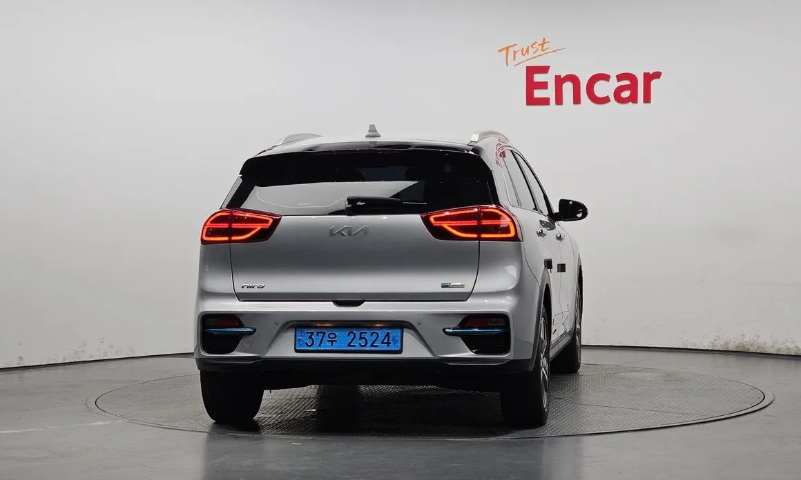 Kia Niro — фото 7