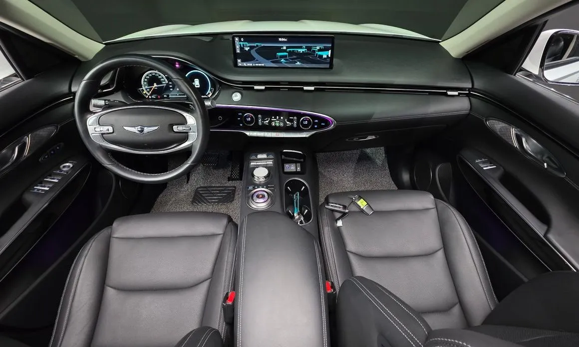 Genesis GV70 — фото 10