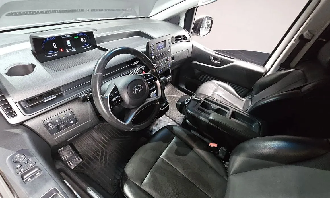 Hyundai Staria — фото 7