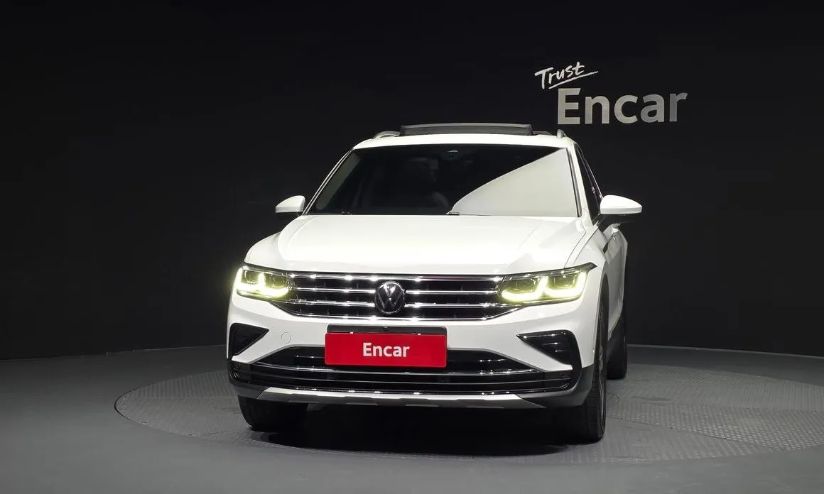 Volkswagen Tiguan — фото 7