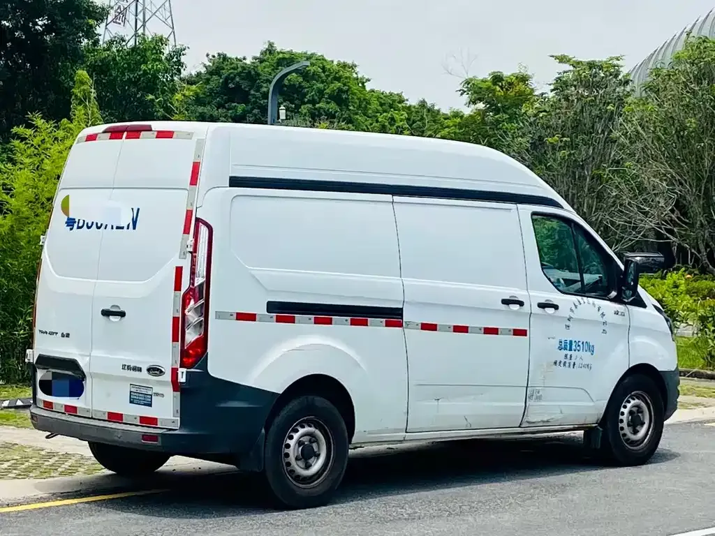 Ford Transit 2022 из CN, фото 3