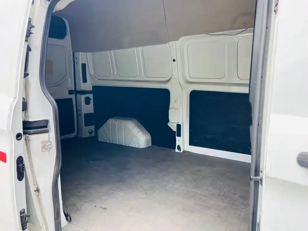 Ford Transit 2022 из CN, фото 2