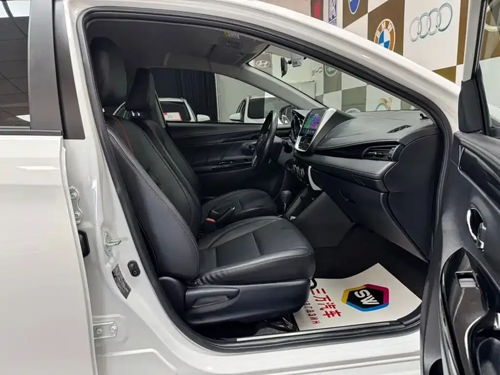 Toyota Yaris L 2023 из CN, фото 5