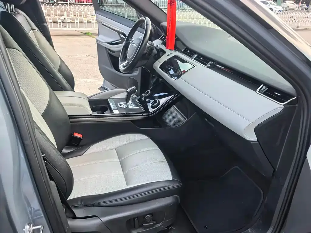 Land Rover Evoque — фото 3