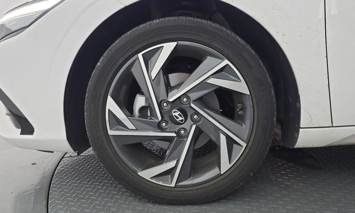 Hyundai AVANTE — фото 6