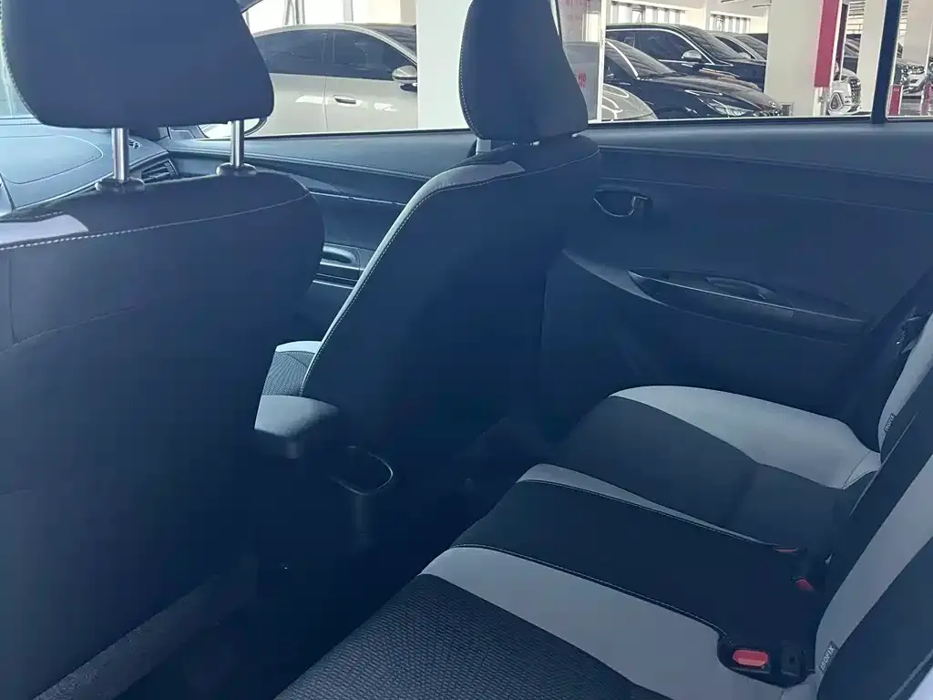 Toyota Yaris L 2022 из CN, фото 2