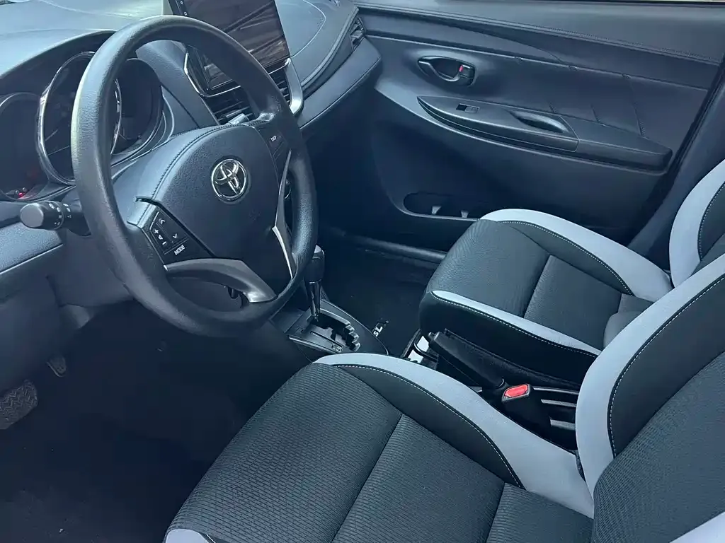 Toyota Yaris L 2022 из CN, фото 5