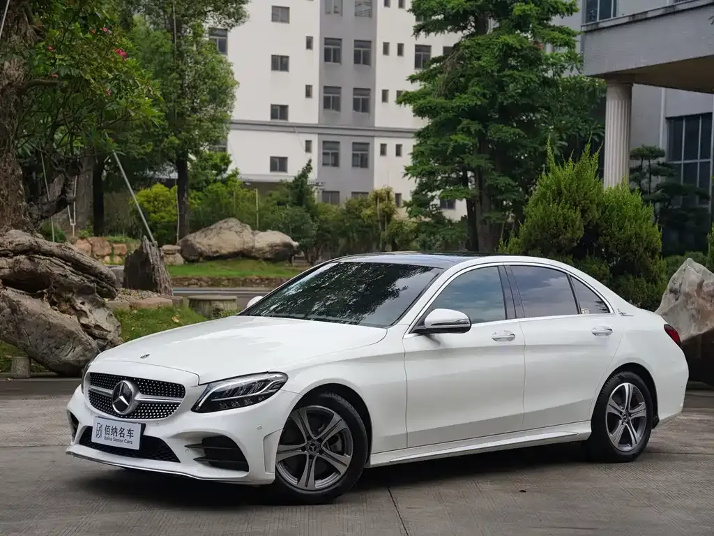 Mercedes-Benz C-Class — фото 10