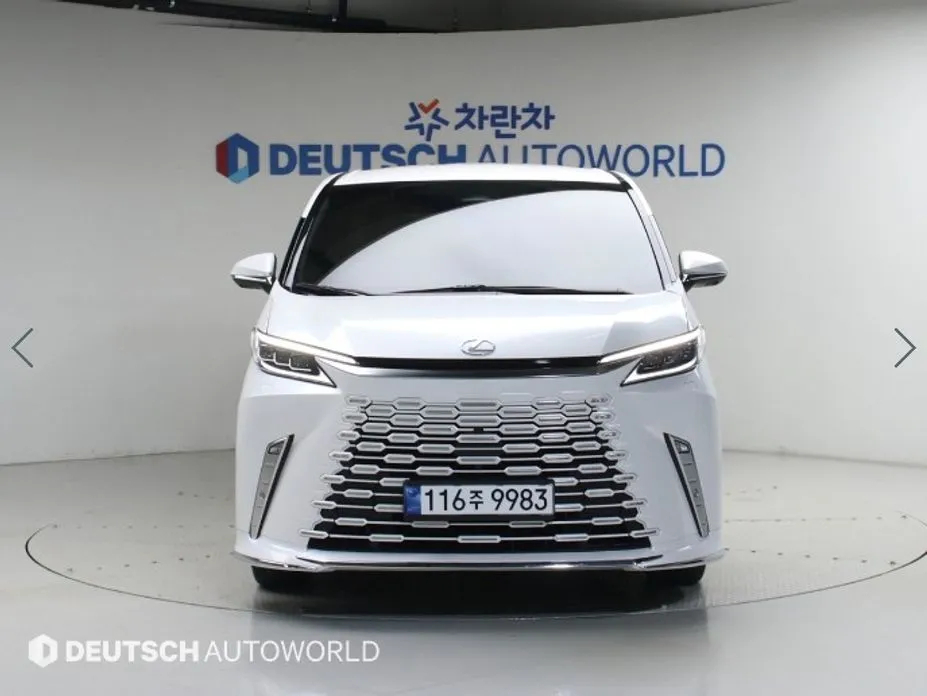 Lexus LM 2025 из KR, фото 2