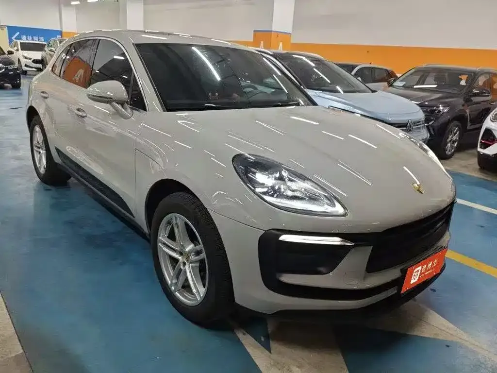 Porsche Macan — фото 1