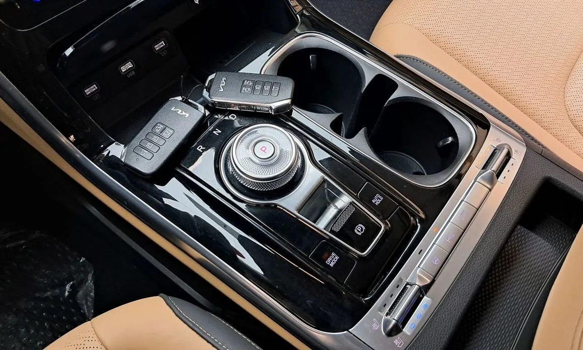 Kia Carnival 2023 из KR, фото 7