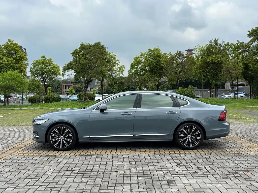 Volvo S90 — фото 8