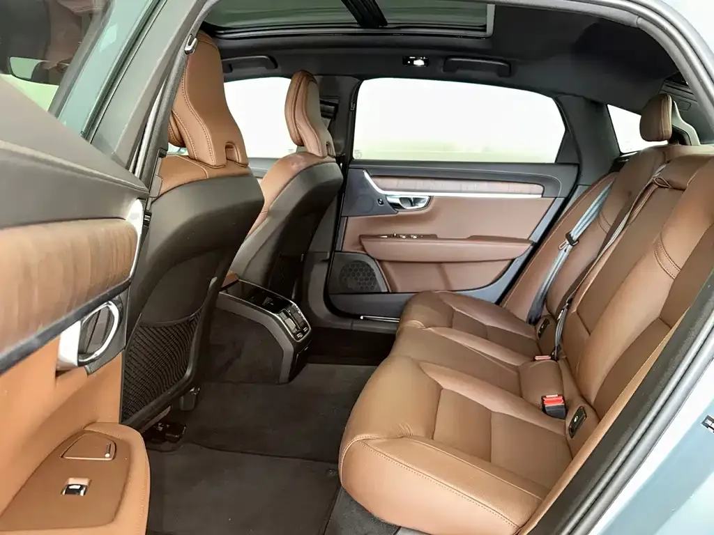 Volvo S90 — фото 2