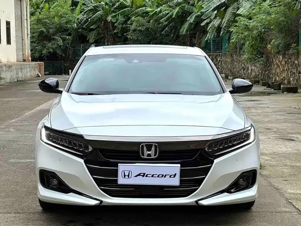Honda Accord — фото 5