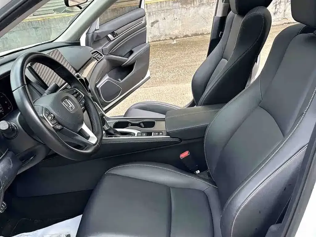 Honda Accord — фото 2