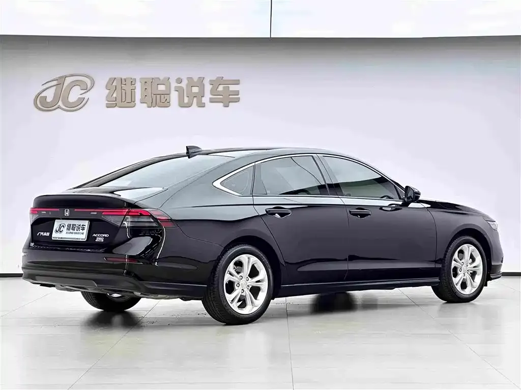 Honda Accord 2024 из CN, фото 8