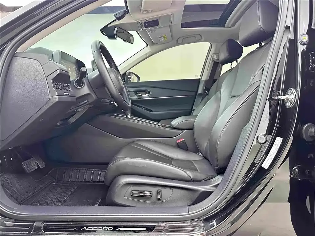 Honda Accord 2024 из CN, фото 7