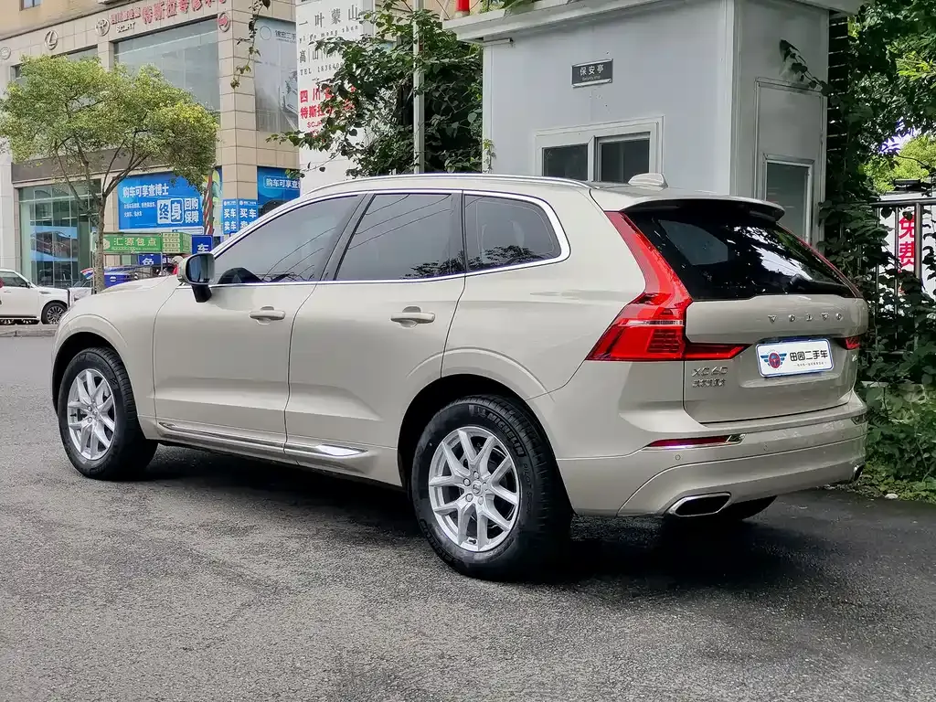 Volvo XC60 2021 из CN, фото 10