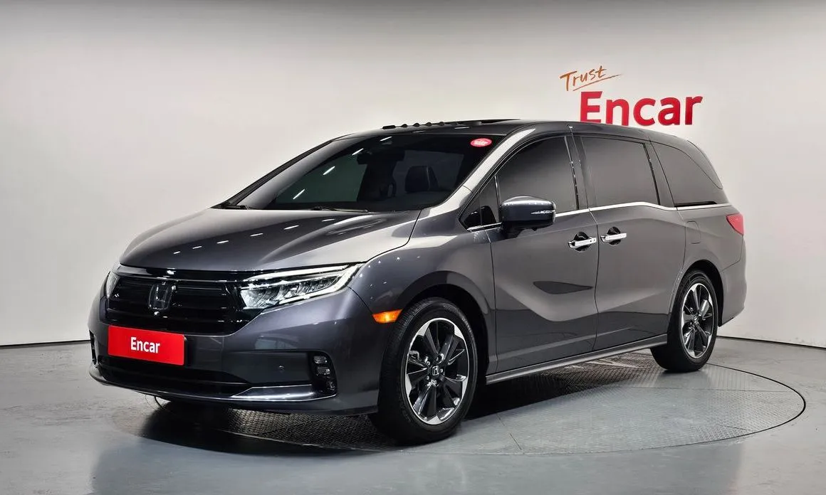 Honda Odyssey — фото 1