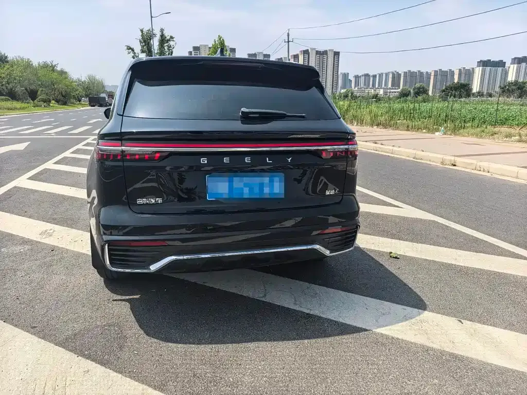 Geely Xingyue L — фото 6