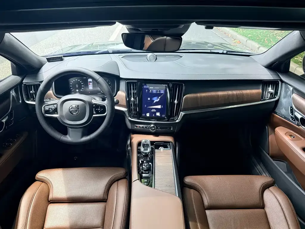 Volvo S90 — фото 2