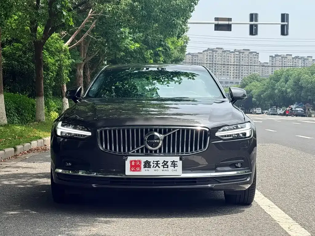 Volvo S90 — фото 9
