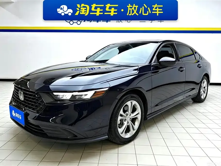 Honda Accord — фото 1