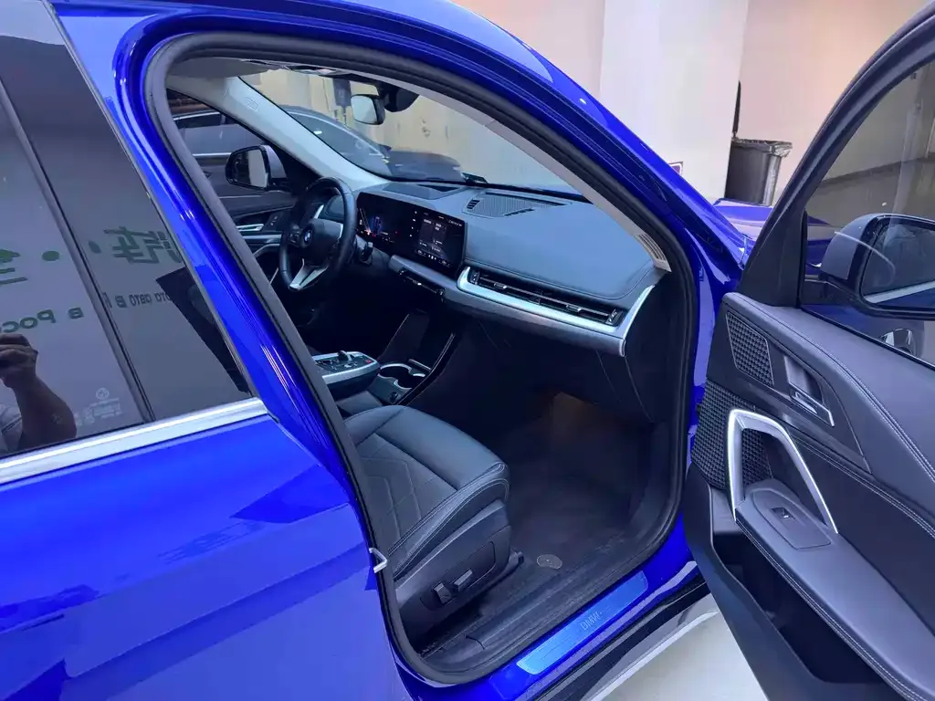 BMW X1 — фото 8