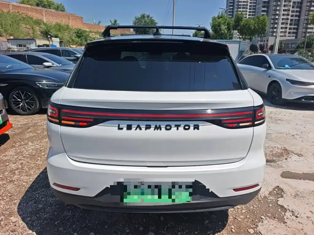 Leapmotor C11 — фото 10