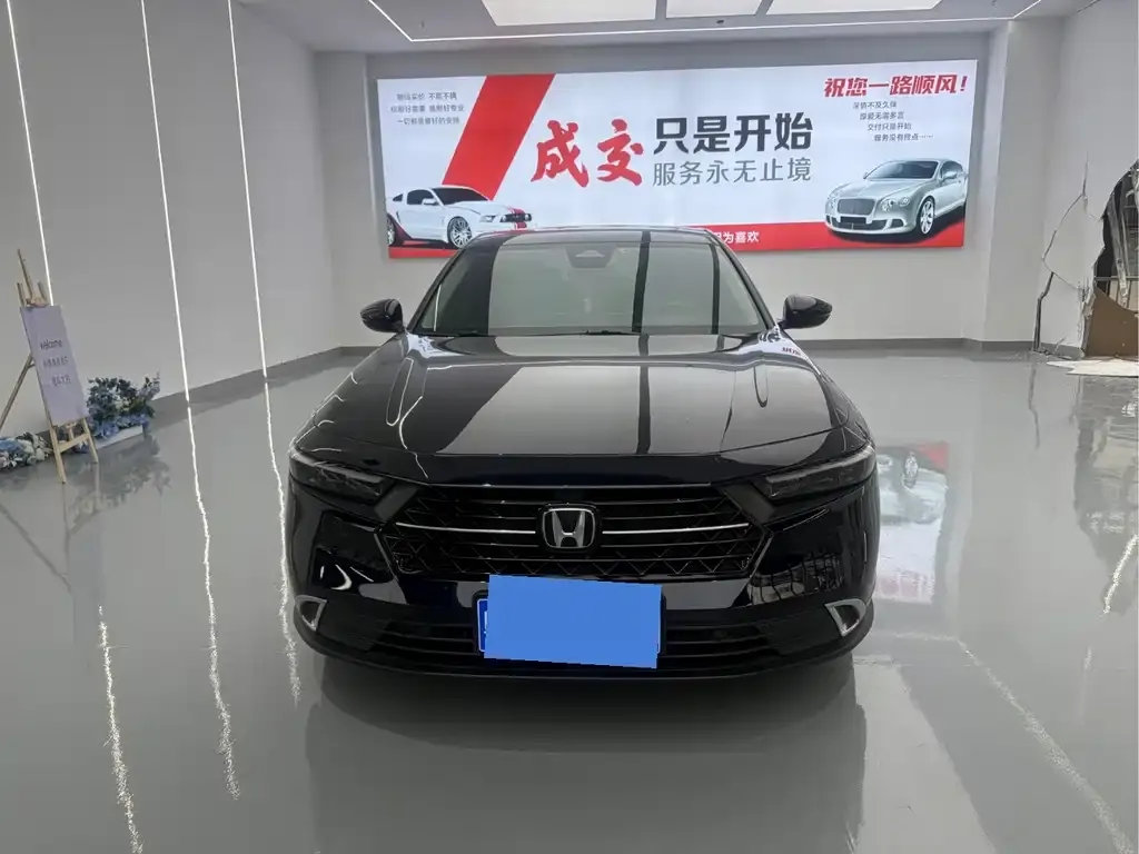 Honda Accord — фото 3