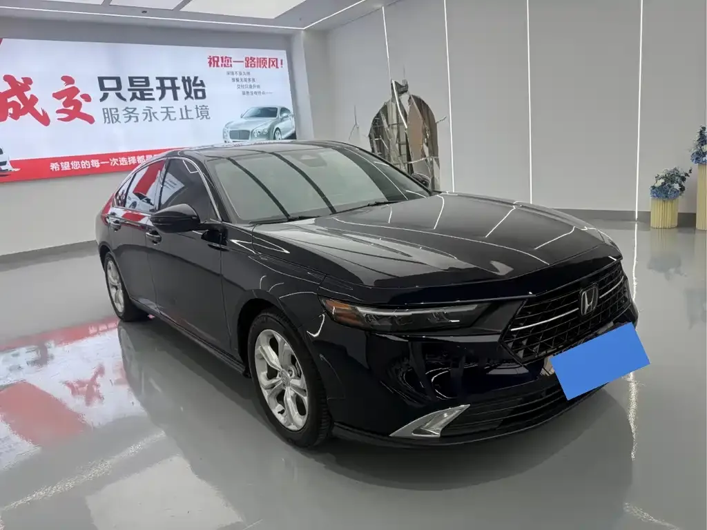 Honda Accord — фото 4