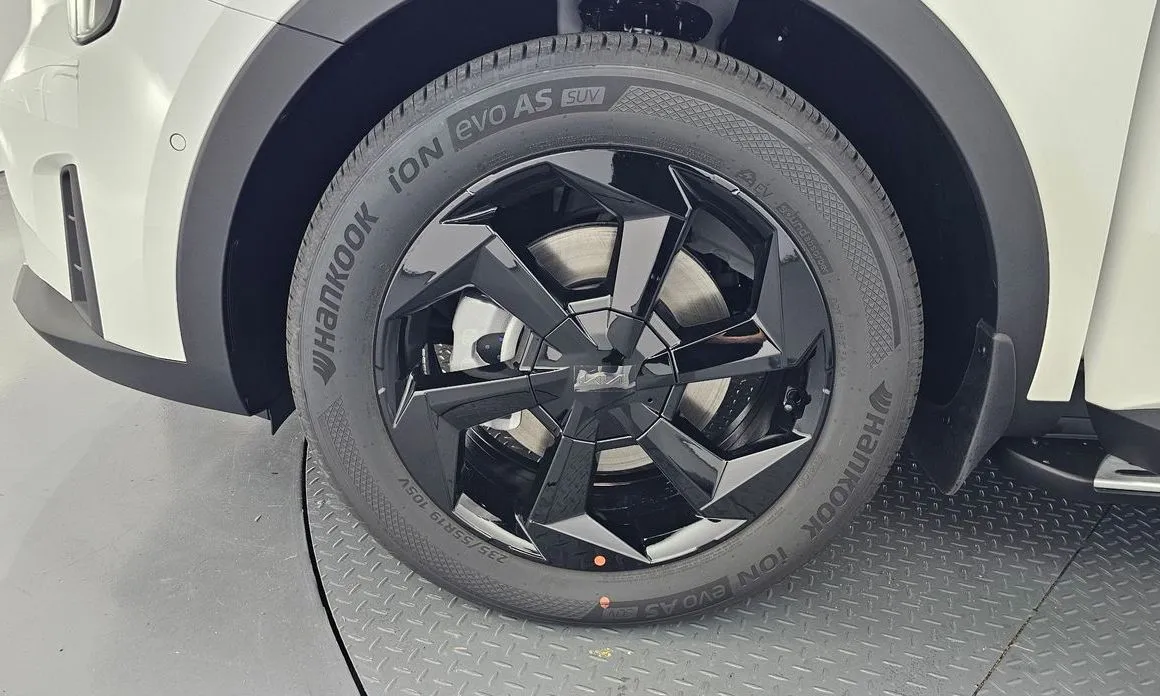Kia Sorento — фото 4