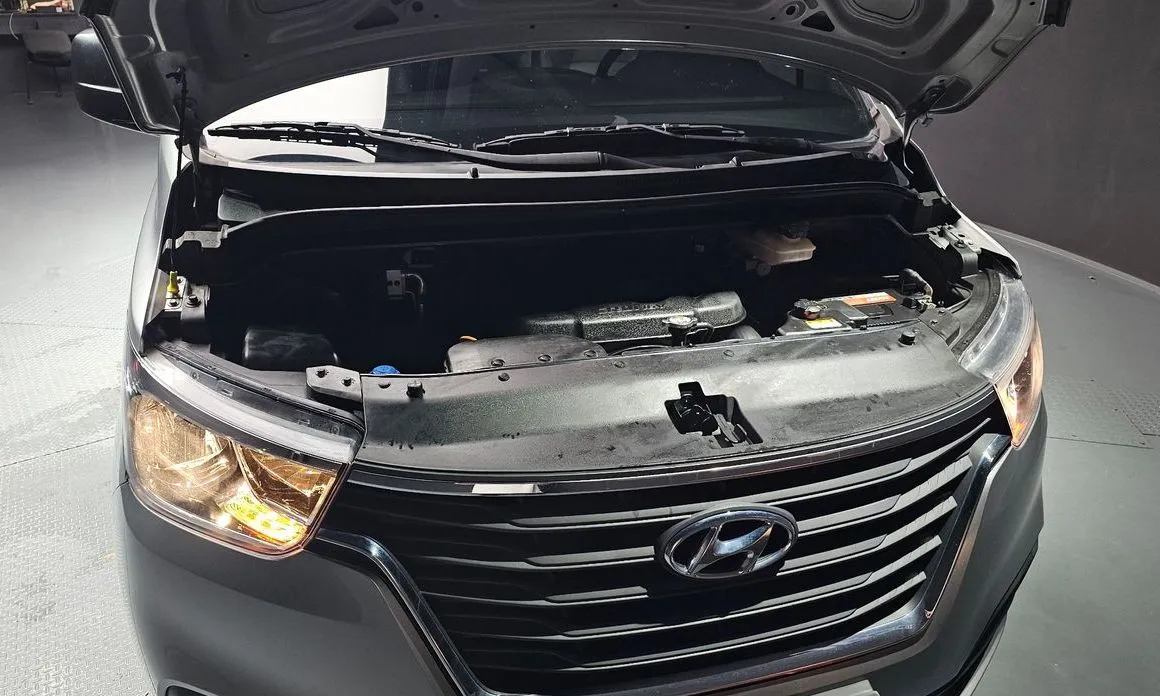 Hyundai Starex — фото 10