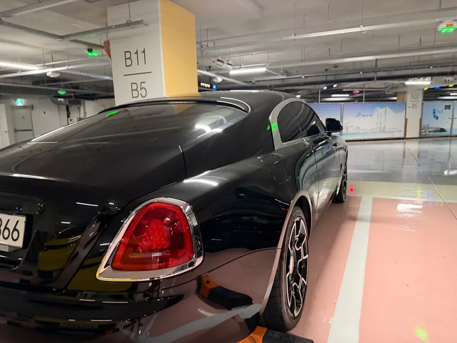 Rolls-Royce Wraith 2021 из KR, фото 8