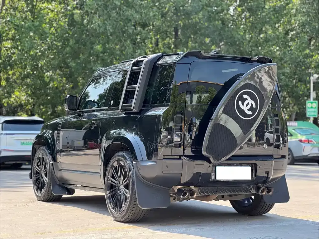 Land Rover Defender — фото 4
