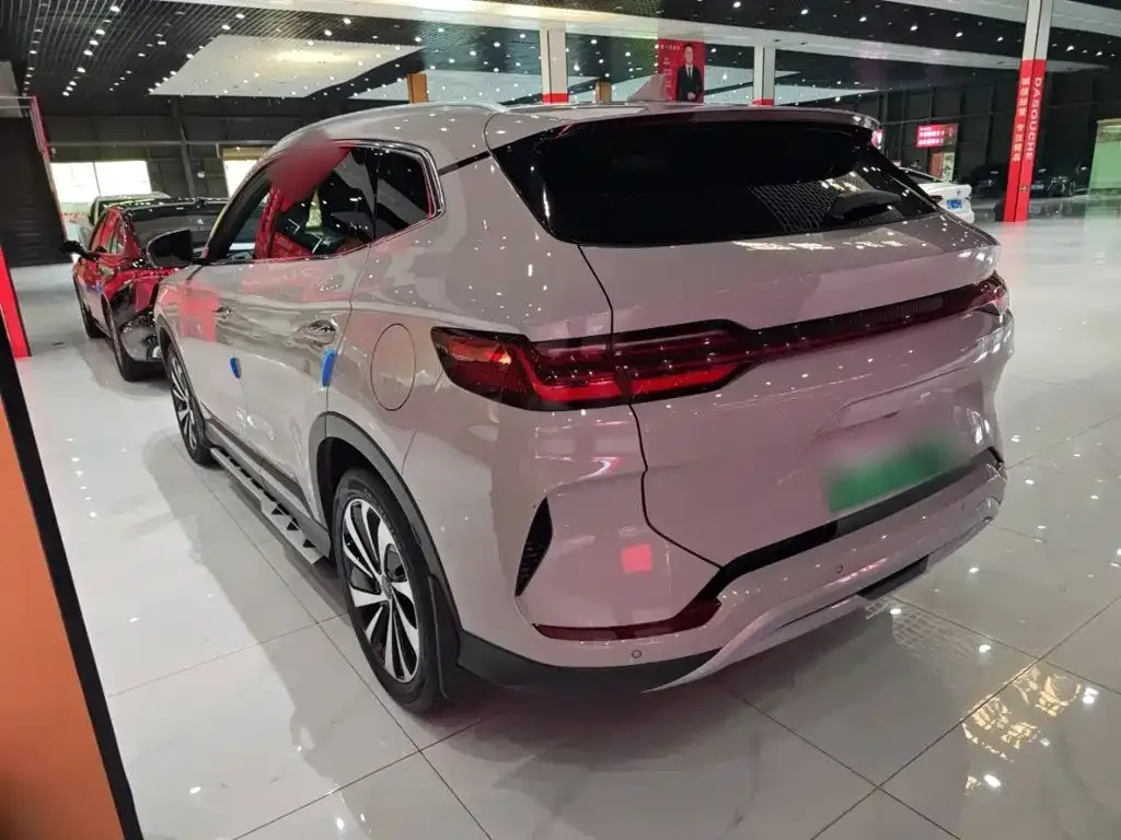BYD PLUS New Energy — фото 7