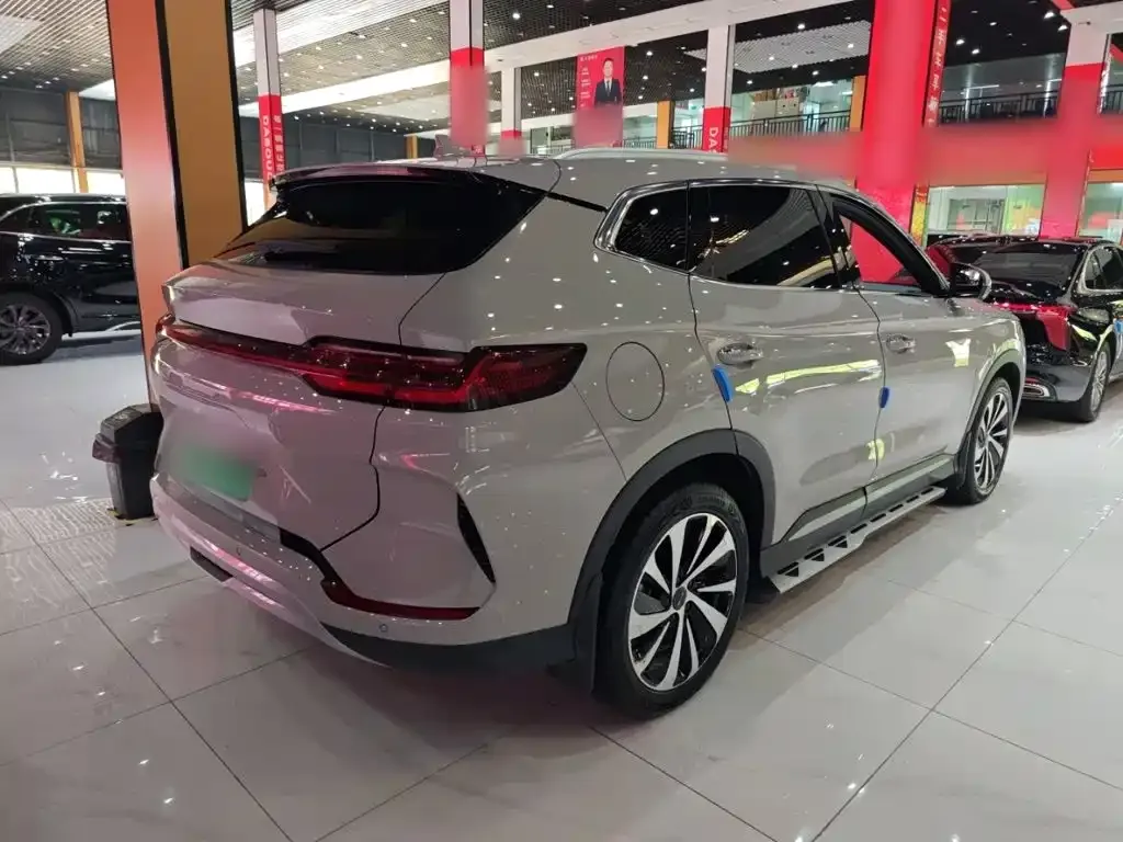 BYD PLUS New Energy — фото 5