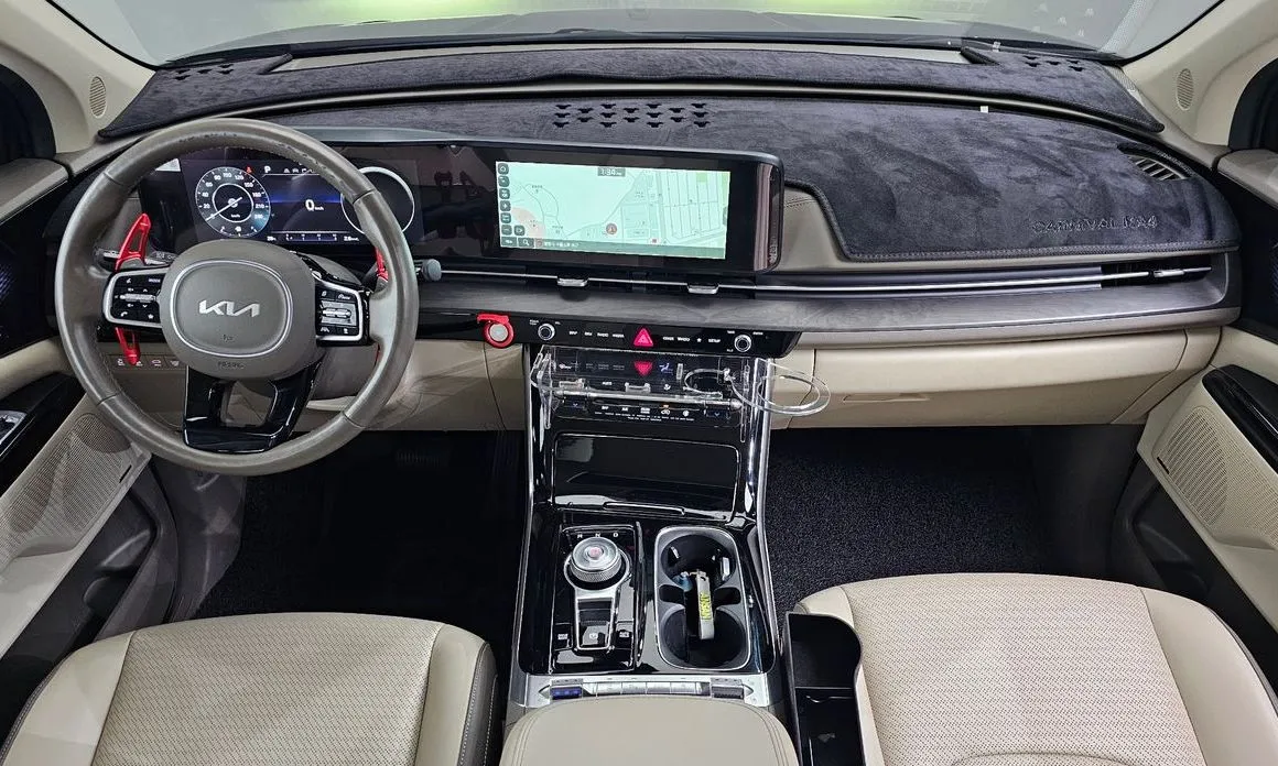 Kia Carnival — фото 10