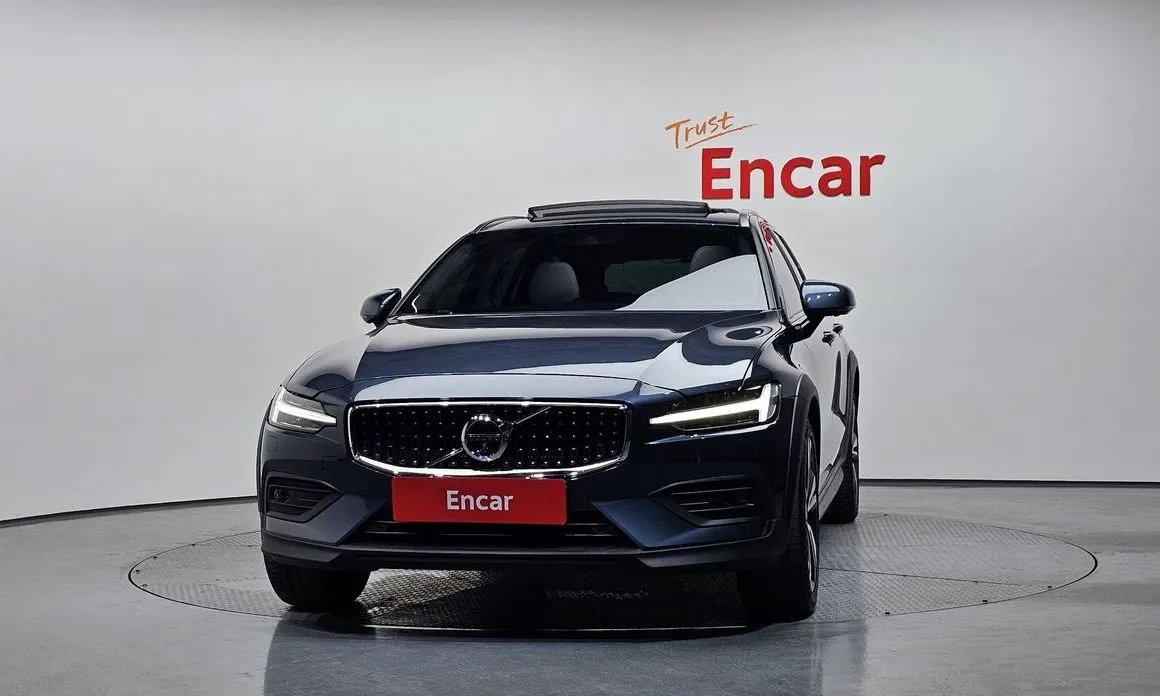 Volvo V60 2021 из KR, фото 5
