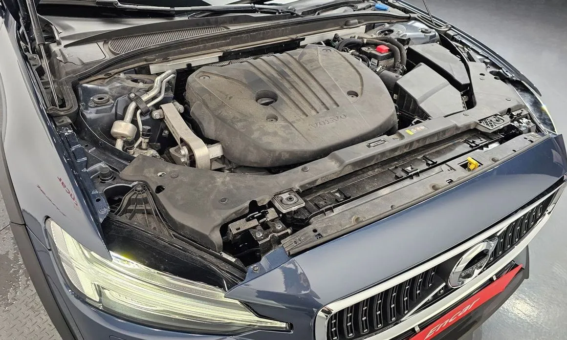 Volvo V60 2021 из KR, фото 9